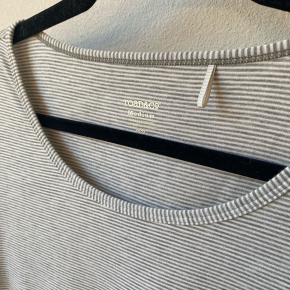 🐸Toad&Co Soft Hiking Dress - Picture 2 of 10